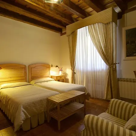 Casa de hóspedes Palacio De Esquileo Sotos de Sepúlveda