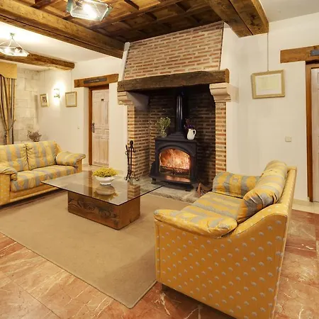 Palacio De Esquileo Pensión Sotos de Sepúlveda